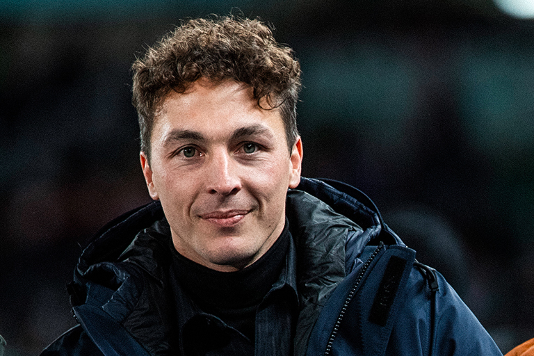 Julian Baumgartlinger schaut in die Kamera