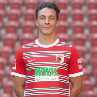 Baumgartlinger_1x1.jpg