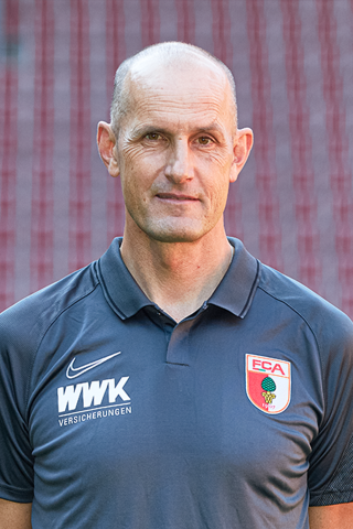 portraet-herrlich-20-21.png